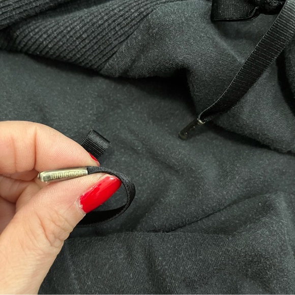 Lululemon Gratitude Wrap Heathered Black - Picture 6 of 12